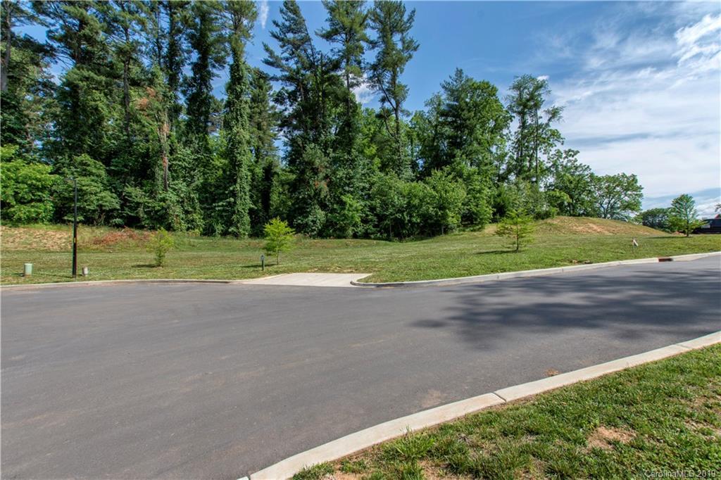 76 Malvern Walk #19, Asheville, NC 28806