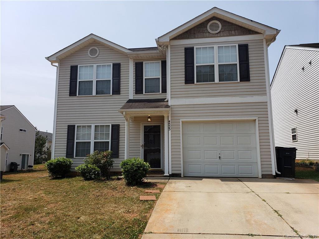 4523 Christenbury Hills Ln., Charlotte, NC 28269