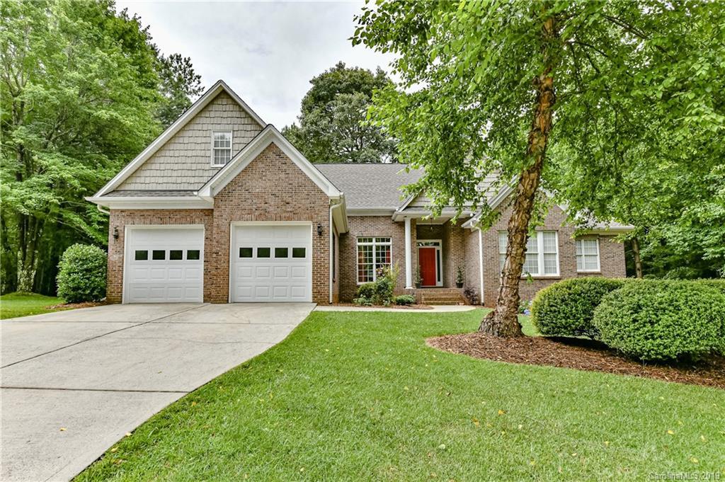 2524 Wellesbourne Ln., Sherrills Ford, NC 28673