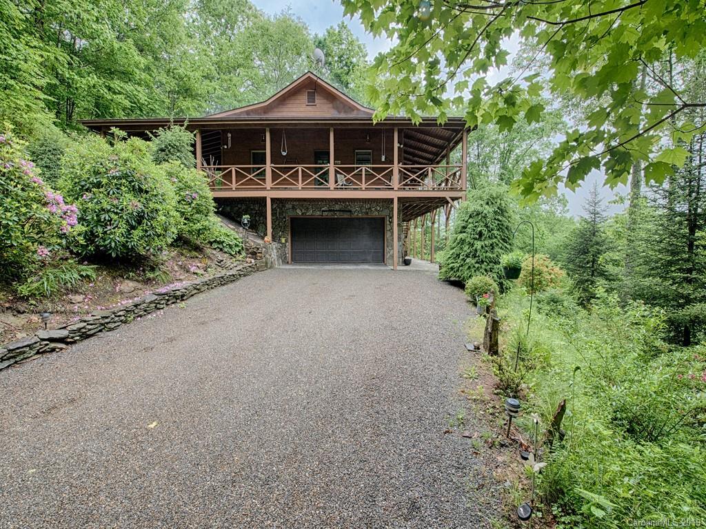 377 Sara Ridge Rd., Waynesville, NC 28786