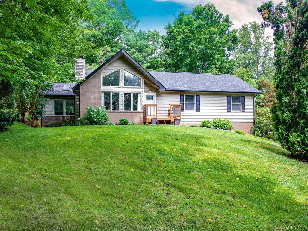 12 Cedar Ridge Dr., Asheville, NC 28806