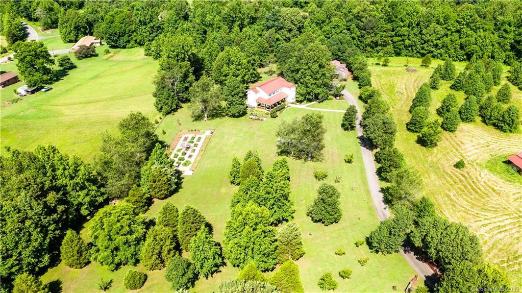 430 Hoover Rd., Troutman, NC 28166