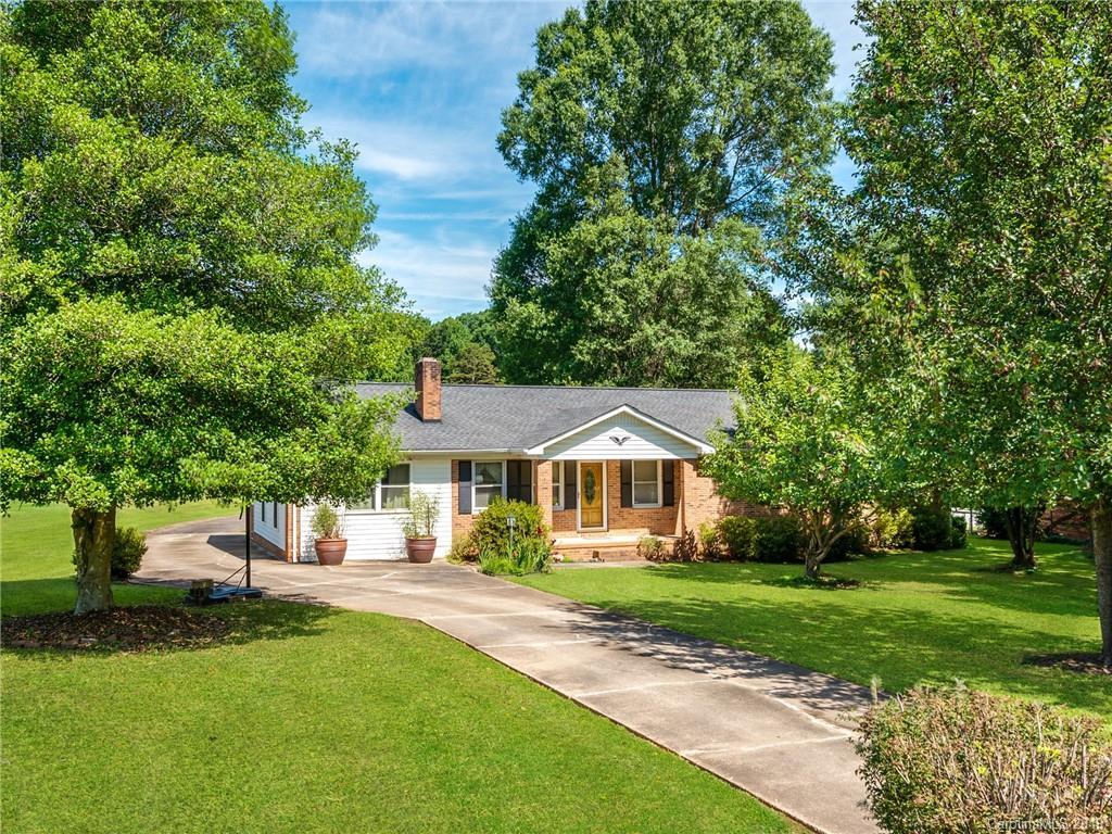 503 Smith Dairy Rd., Mount Holly, NC 28120