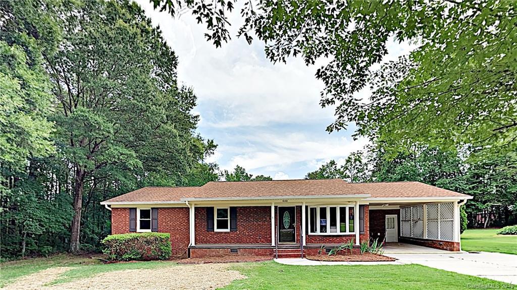 4040 Sandlewood Ln., Concord, NC 28025
