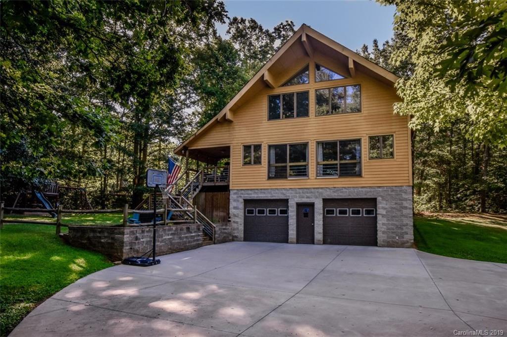 549 Lake Cir., Troutman, NC 28166