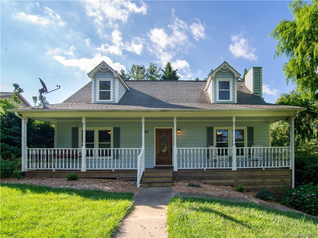 101 Goldfinch Ln., Asheville, NC 28803