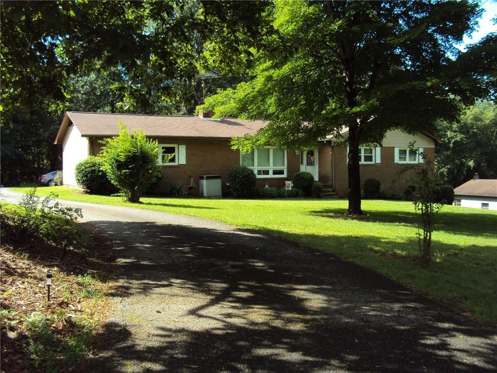 1180 Guy Rd., Hickory, NC 28602