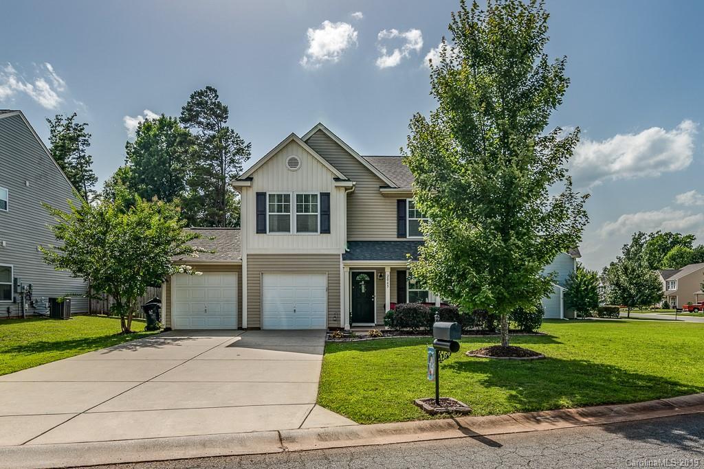 2065 Lake Vista Dr., Mount Holly, NC 28120