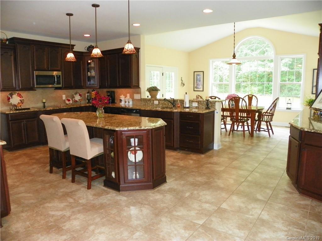 2589 Shamrock Rd., Harrisburg, NC 28075