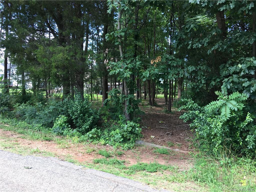 14 Blackwood Rd., Denver, NC 28037
