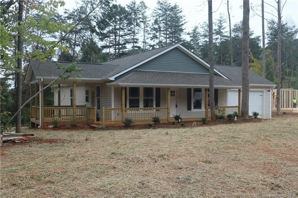 6835 Ingleside Dr., Sherrills Ford, NC 28673