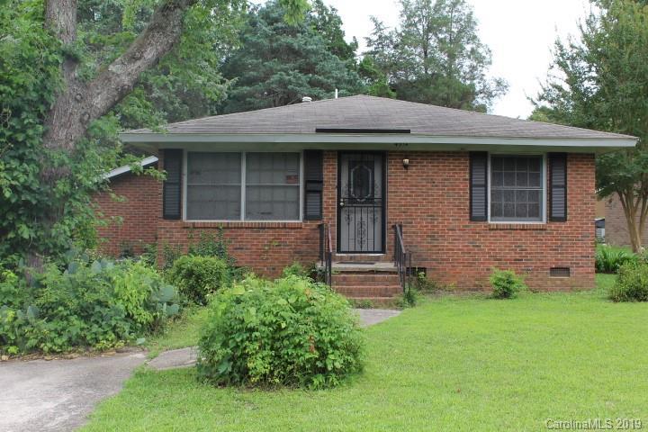 4914 Malibu Dr., Charlotte, NC 28215