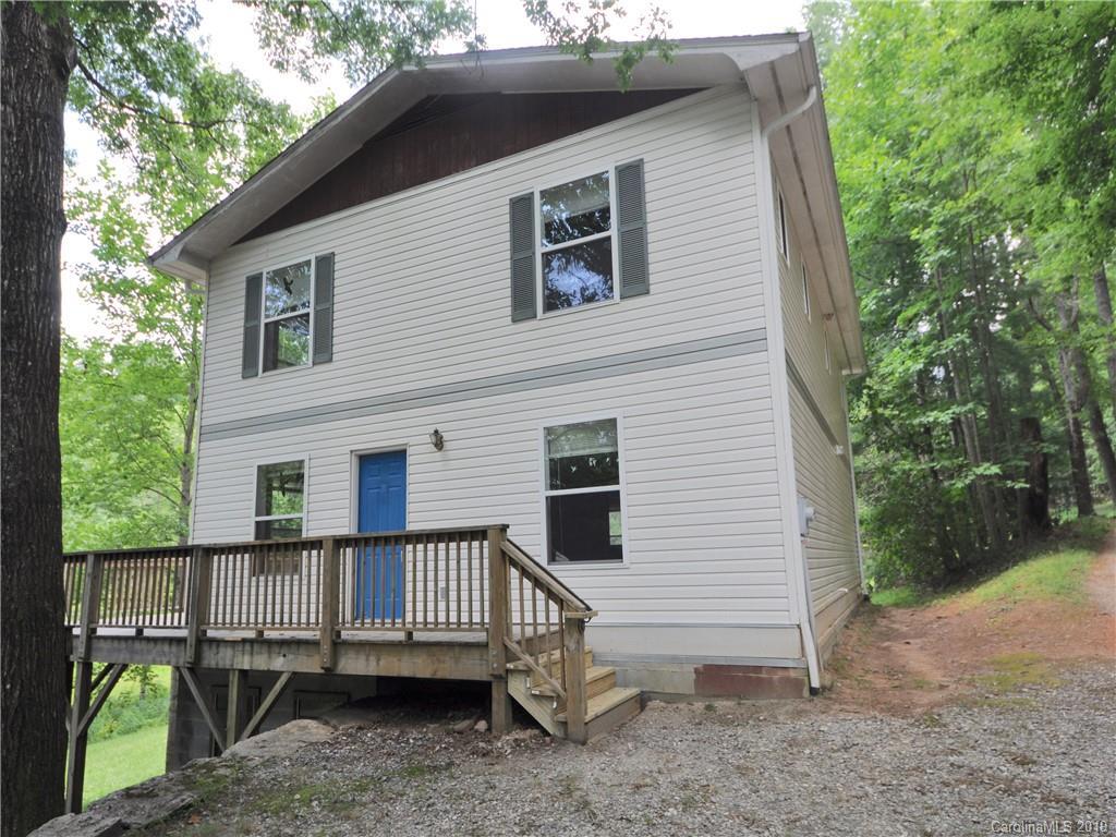 284 S Bobs Creek Rd., Zirconia, NC 28790