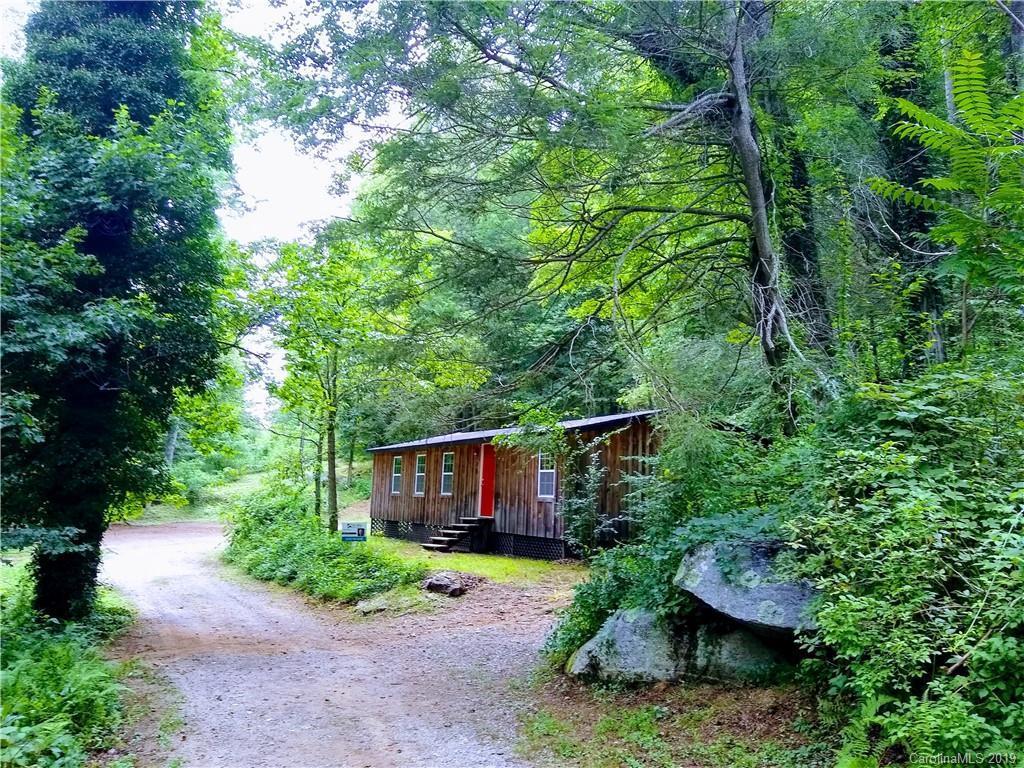 276 Upper Bat Cave Dr., Bat Cave, NC 28710