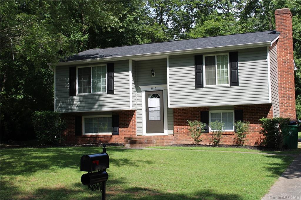 8113 Ivy Hollow Dr., Charlotte, NC 28227