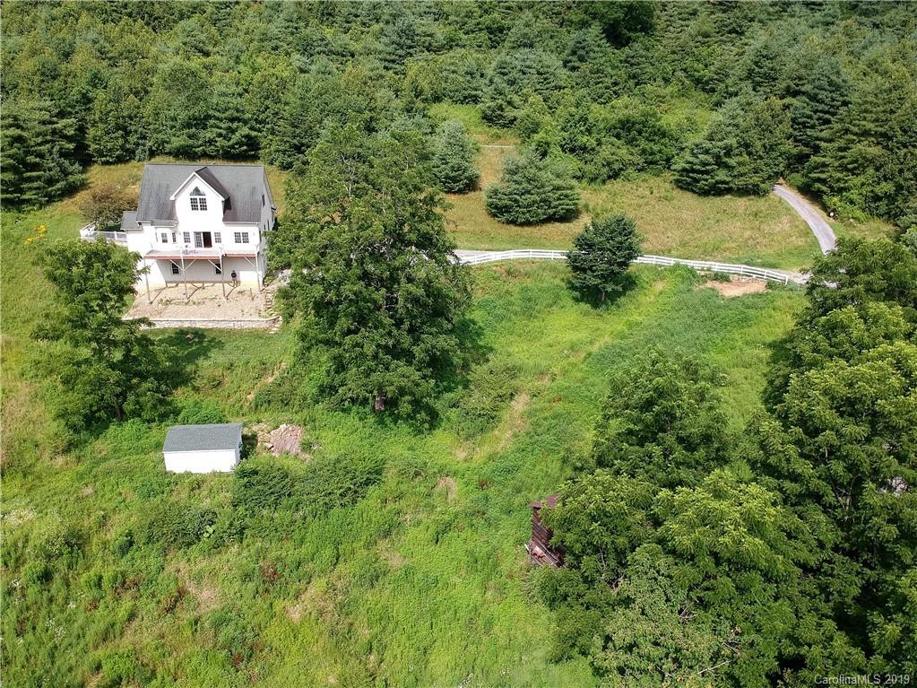 177 Homestead Cove Rd., Waynesville, NC 28785