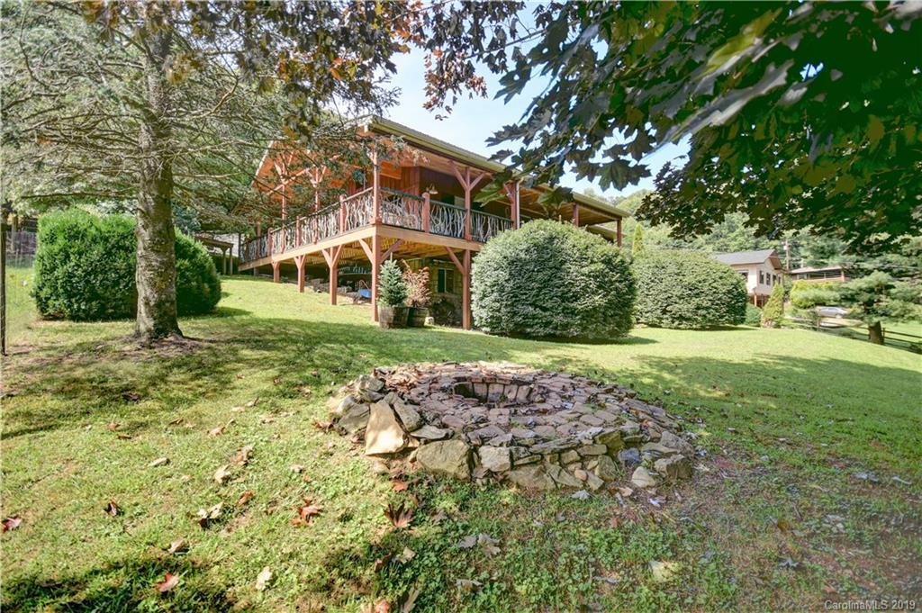 51 Gabriel Ln., Maggie Valley, NC 28751