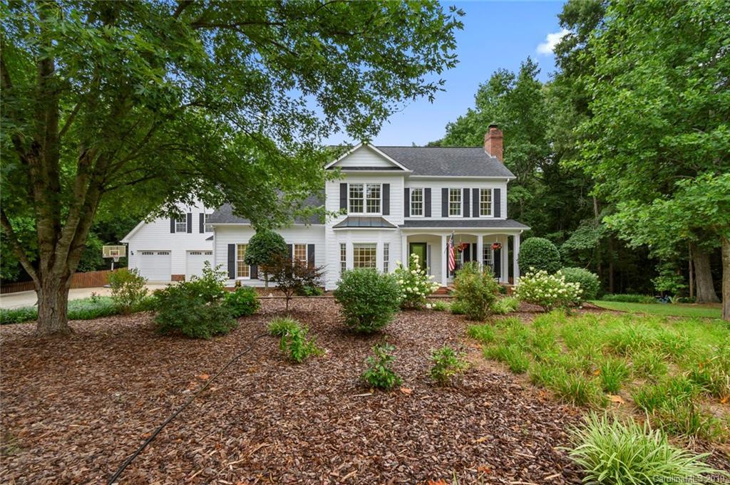 16522 Whispering Oaks Ln., Charlotte, NC 28273