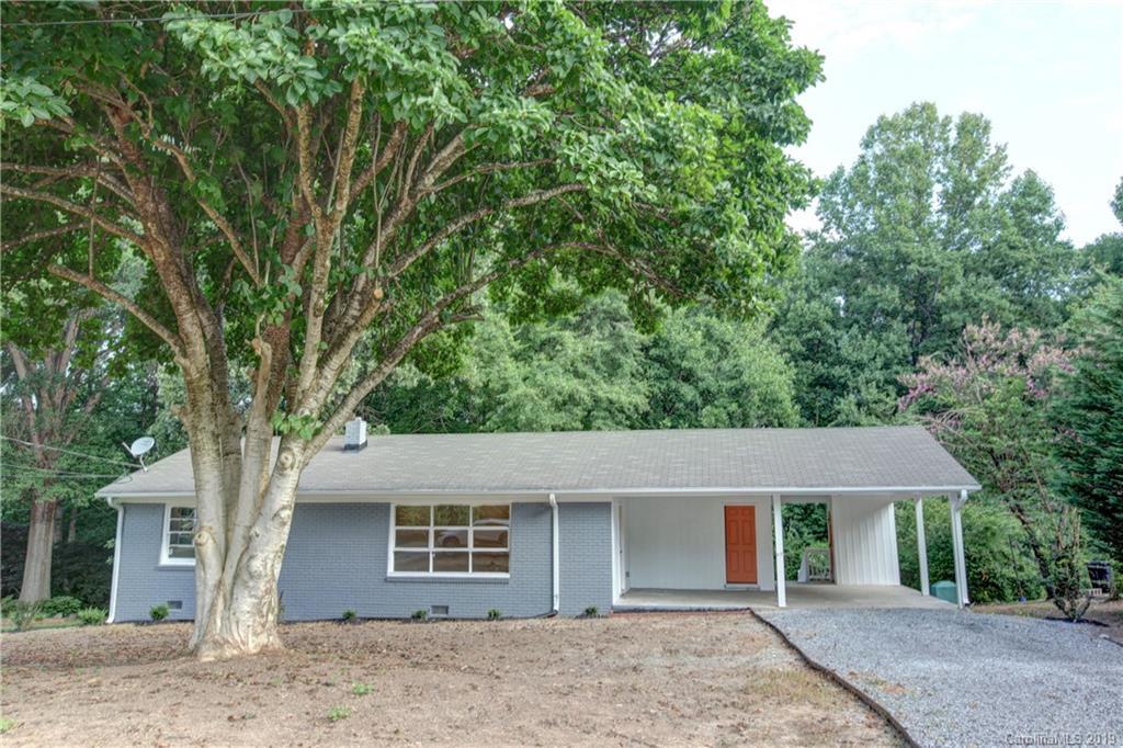 2322 Hedgewood Cir., Gastonia, NC 28052
