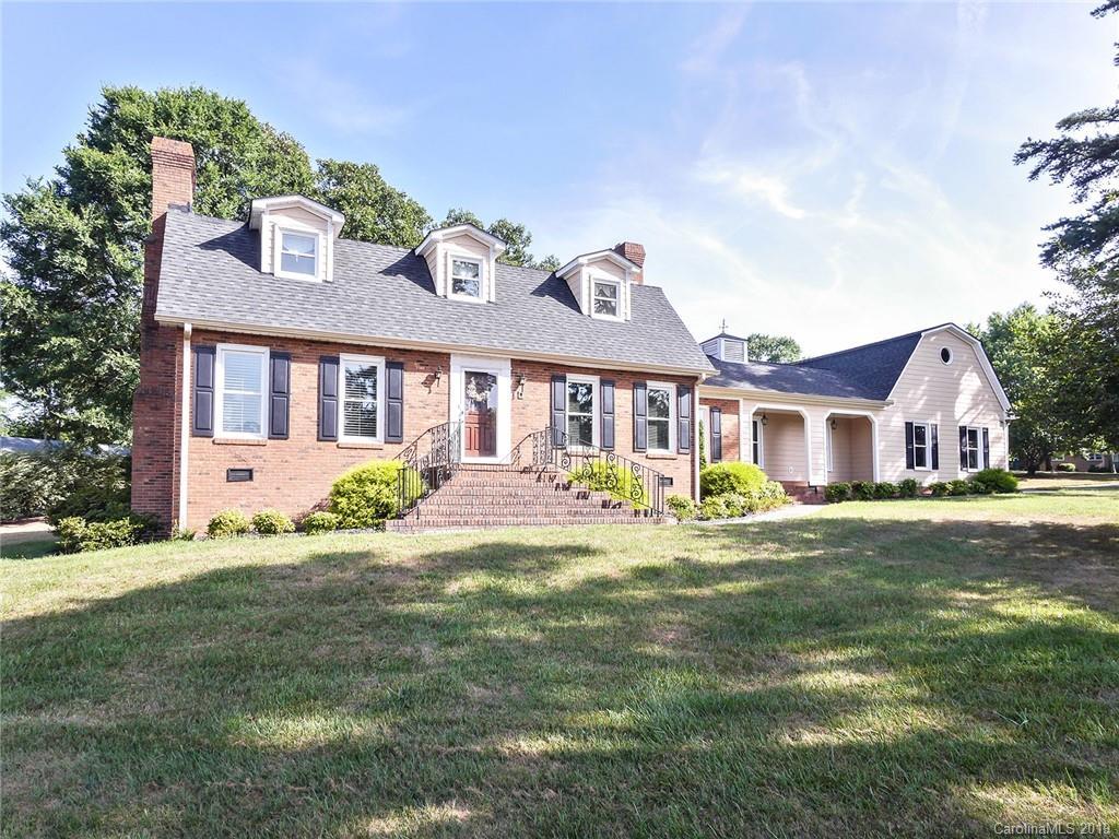 109 Chanticleer Ct., Charlotte, NC 28214