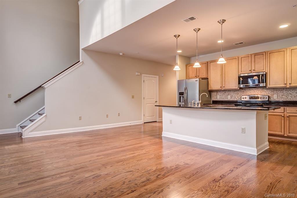 120 Steinbeck Way #F, Mooresville, NC 28117