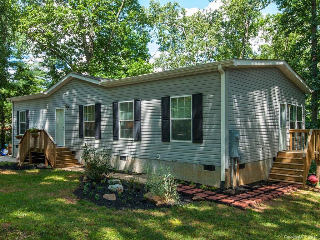 16 Holly Acres Dr., Arden, NC 28704