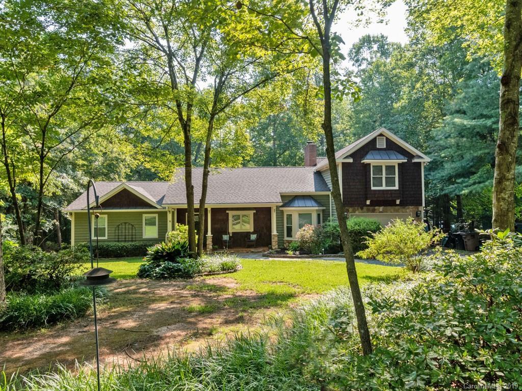 6041 Indian Brook Dr., Matthews, NC 28104