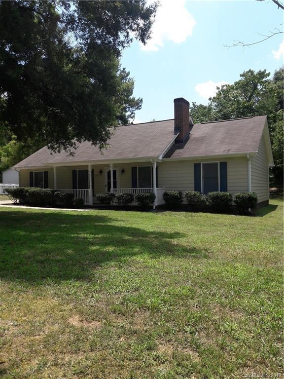 651 Tryon Pl., Gastonia, NC 28054