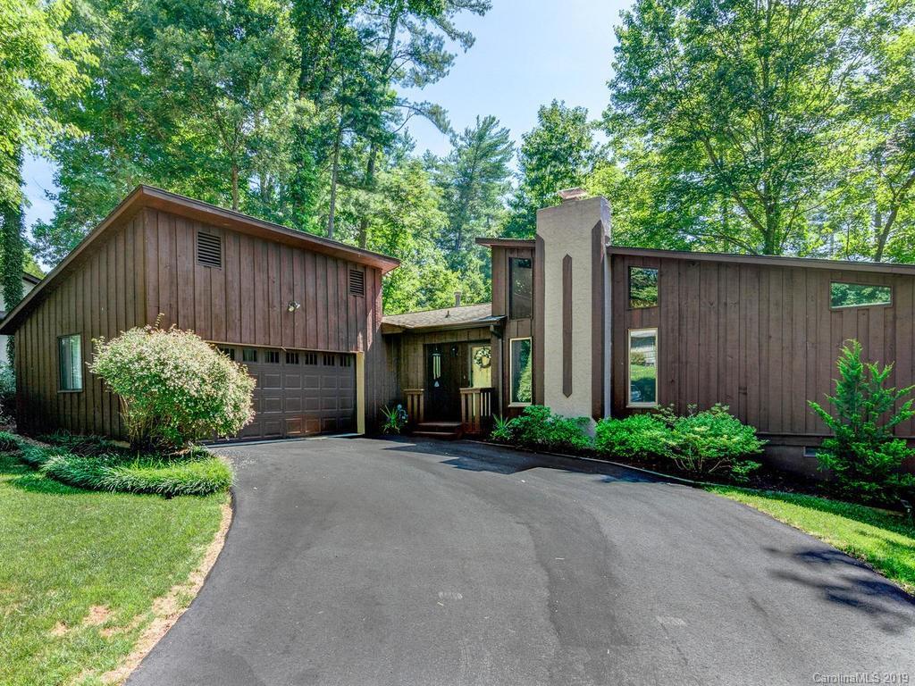 6 Crestbrook Dr., Arden, NC 28704