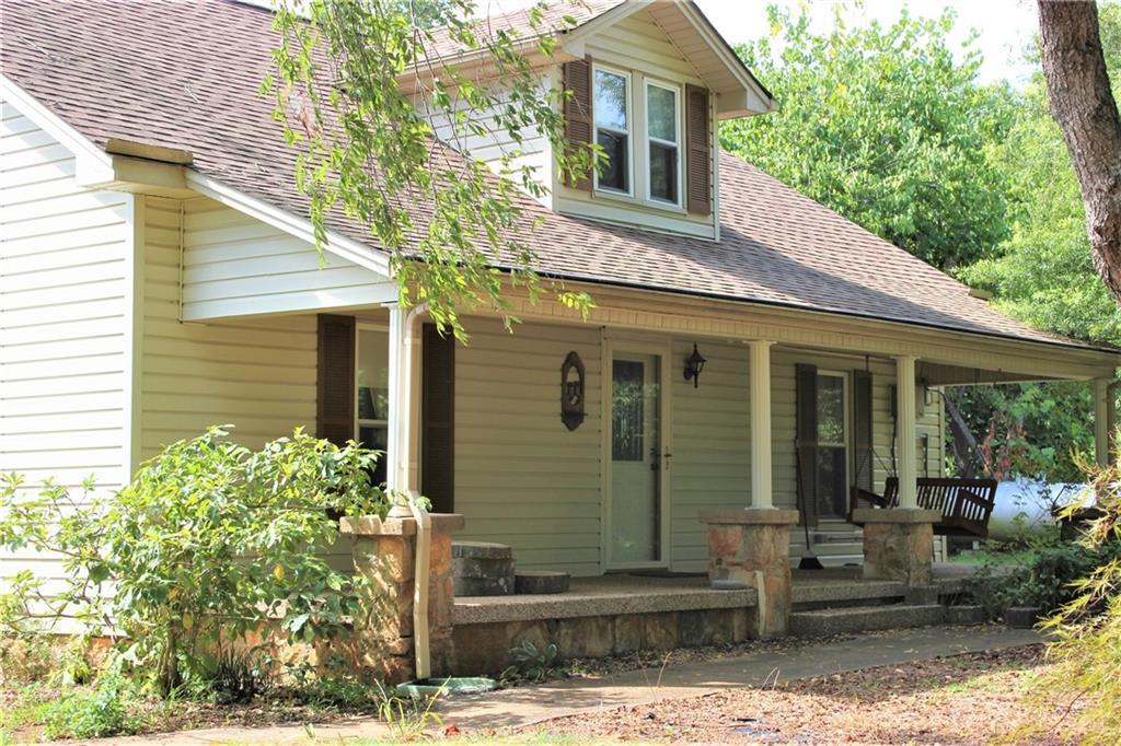 5940 Claude Brittain Rd., Hickory, NC 28602