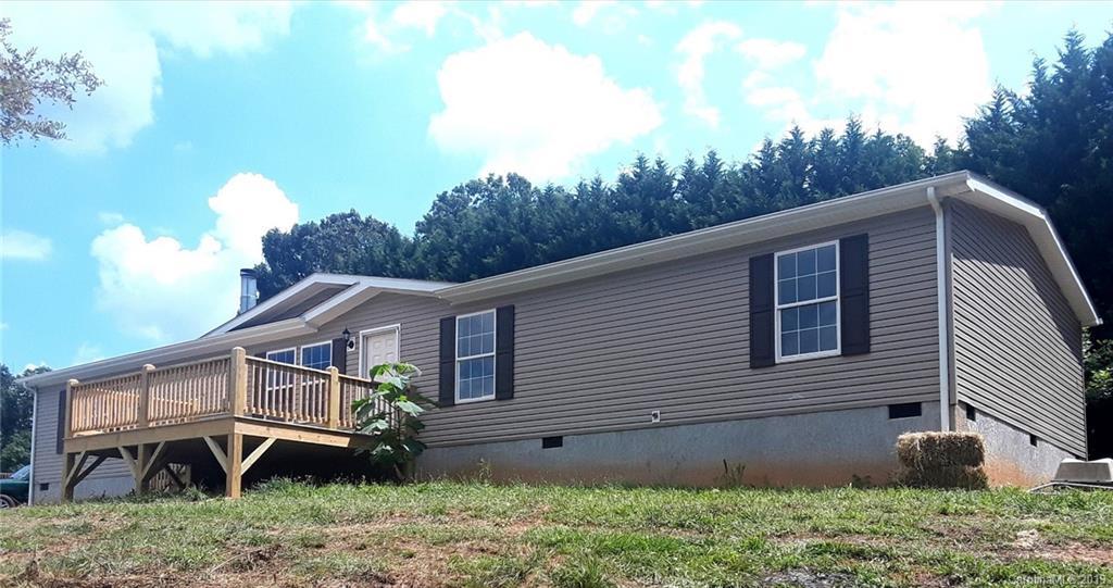 11 Misty Ln., Candler, NC 28715