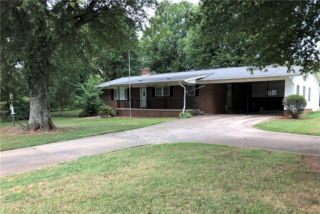 1109 Caleb Setzer Rd., Newton, NC 28658