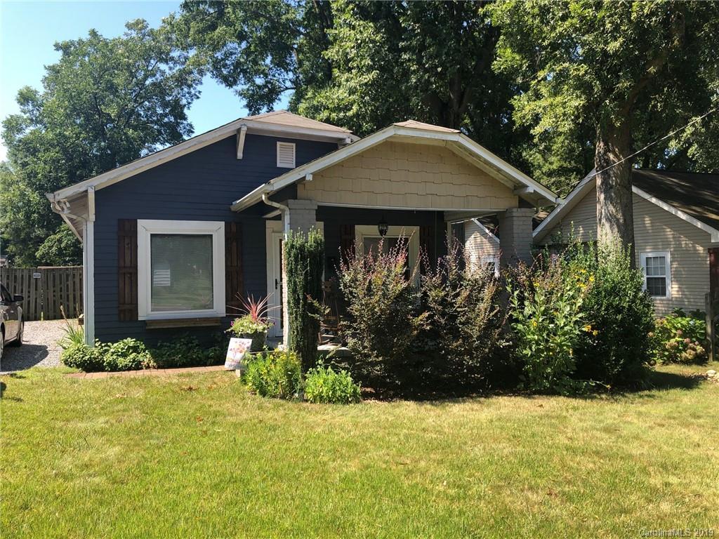 707 Iredell Ave., Mooresville, NC 28115