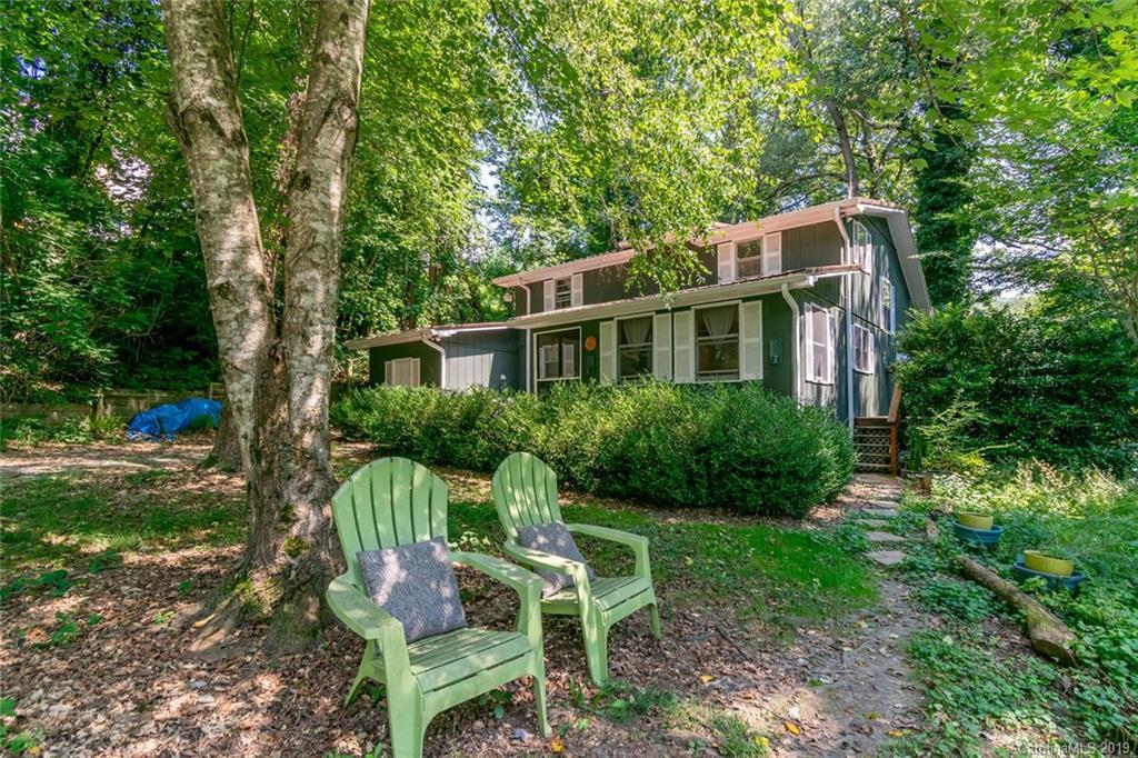 1287 Brookside Camp Rd., Hendersonville, NC 28792