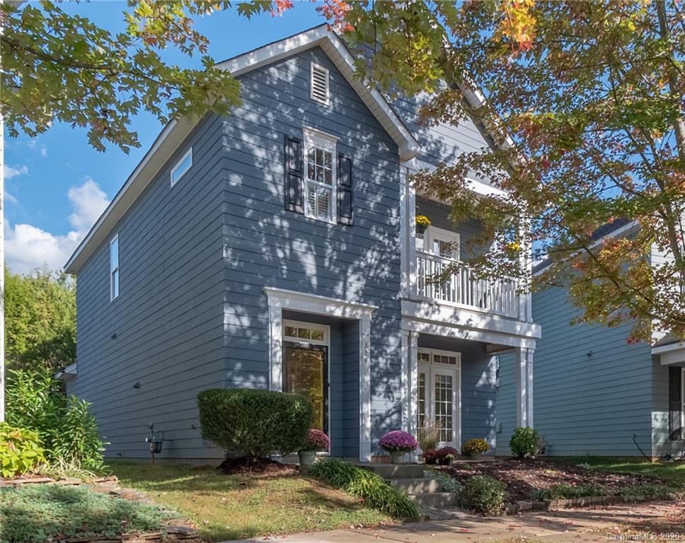 326 Center Dr., Davidson, NC 28036