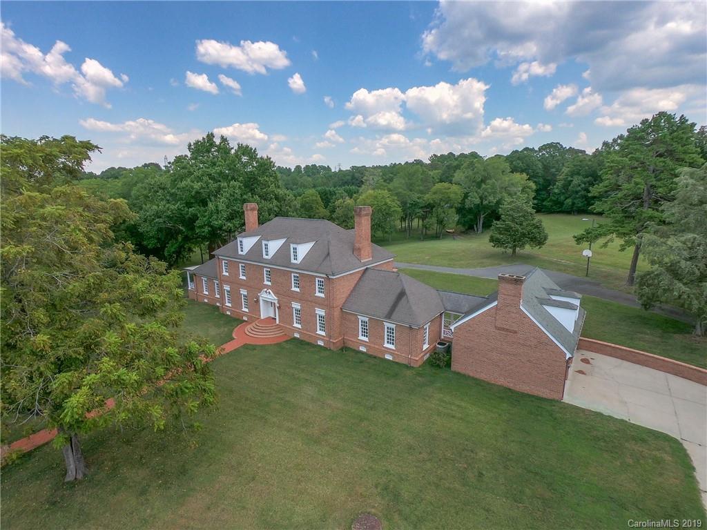 4030 Oak Hollow Ln., Harrisburg, NC 28075