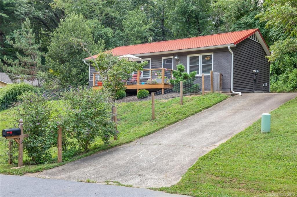 44 Talmadge Ct., Asheville, NC 28806