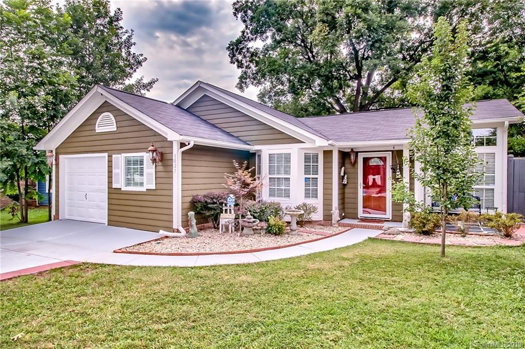 3025 Old House Cir., Matthews, NC 28105
