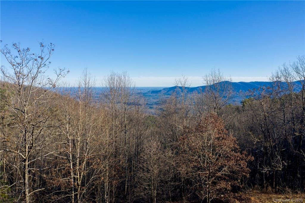 3235 Summer Rd., Hendersonville, NC 28792