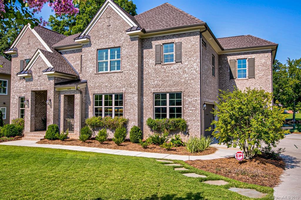 6620 Gardner Ln., Charlotte, NC 28270