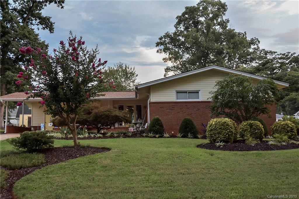 903 Woodside Dr., Kings Mountain, NC 28086