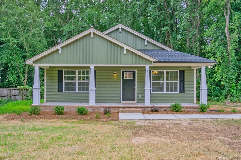 2421 Sedgefield Dr., Gastonia, NC 28052
