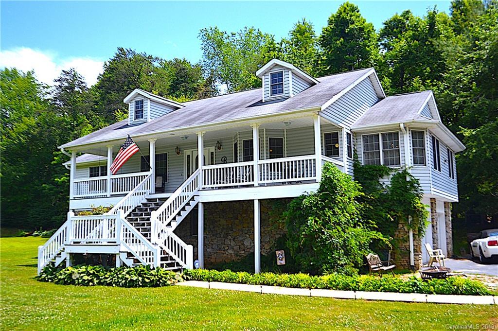 64 Woodland Hills Rd., Asheville, NC 28804