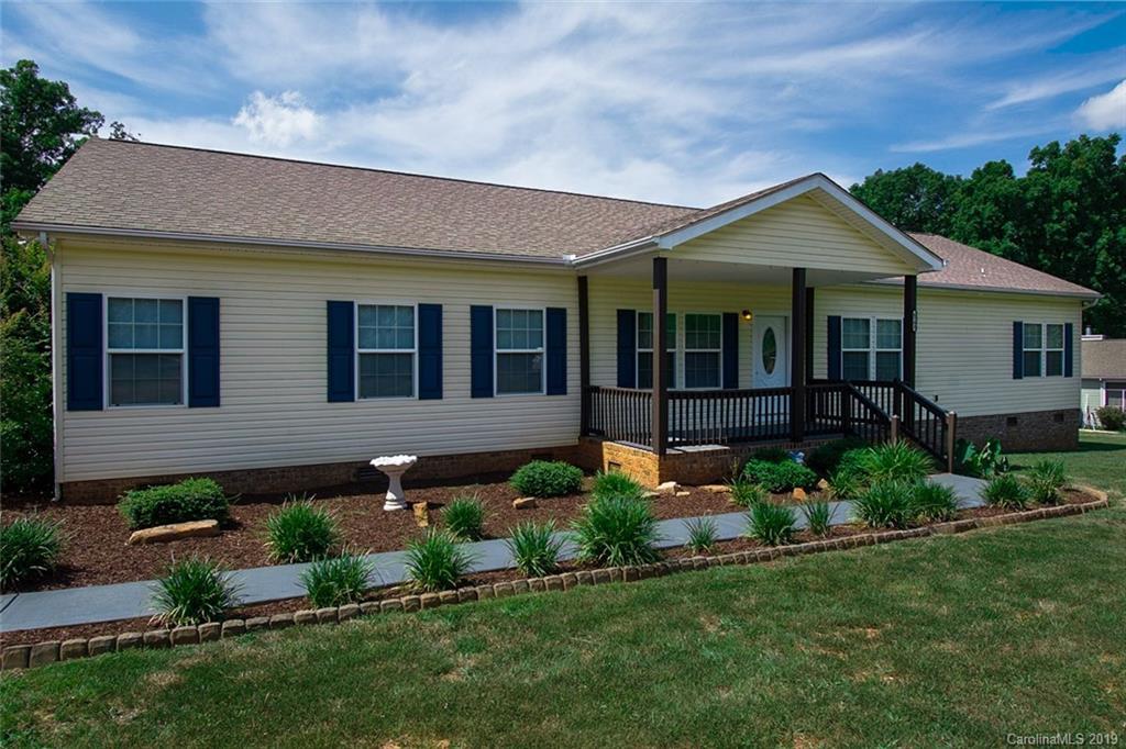 6793 Trinity Farms Tr., Iron Station, NC 28080