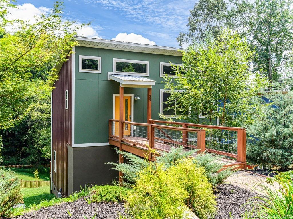 39 Robinwood Ave., Asheville, NC 28806