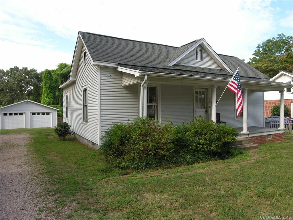 305 Locust St., Kannapolis, NC 28081