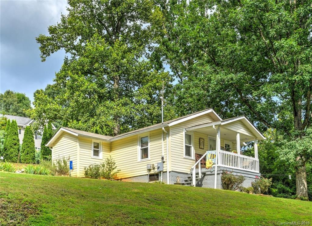 11 Campground Rd., Asheville, NC 28805