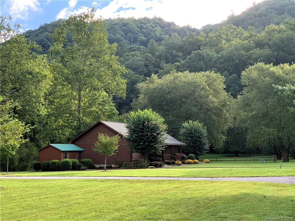 45 Reedy Creek Ct., Hendersonville, NC 28792