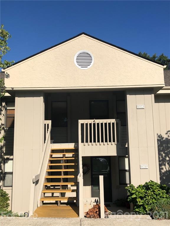 504 Abbey Cir., Asheville, NC 28805