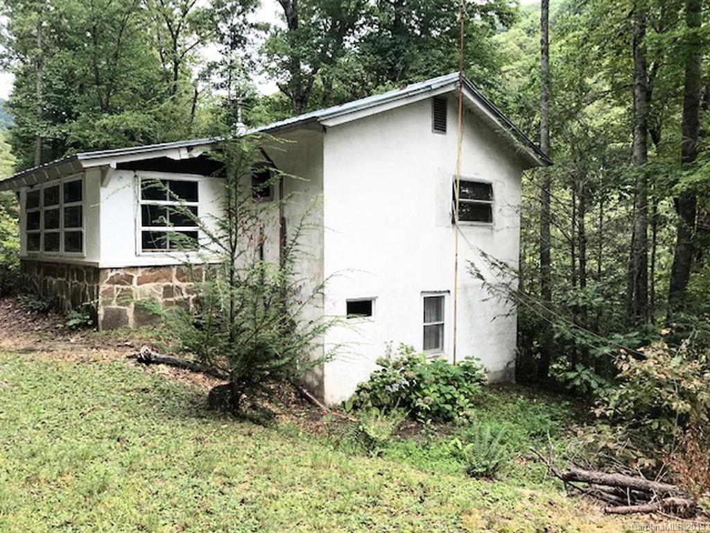 3421 Brush Creek Rd., Bryson City, NC 28713